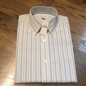 NWT non-iron slim banana republic button down